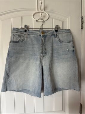 NWT!! Kut From The Kloth - High Rise Hailey Bermuda Shorts - Size 14